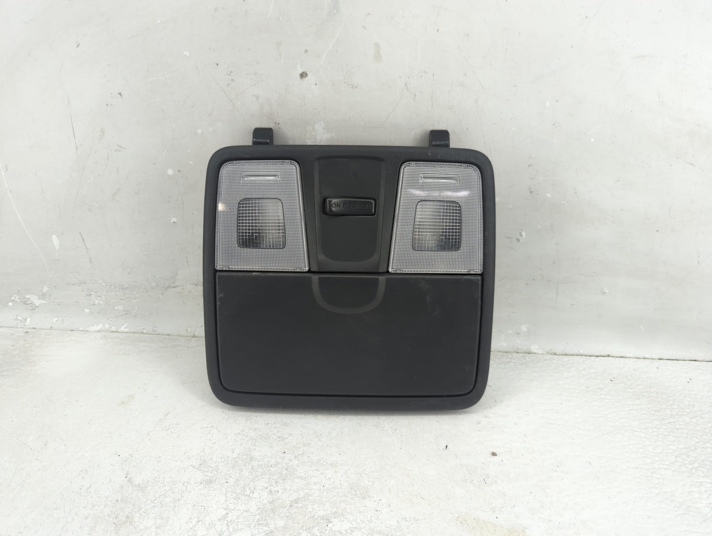 2016 Hyundai Veloster Overhead Roof Console - Oemusedautoparts1.com