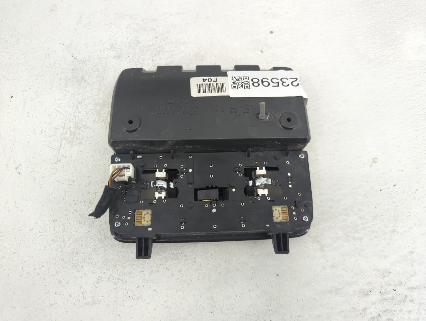 2016 Hyundai Veloster Overhead Roof Console - Oemusedautoparts1.com