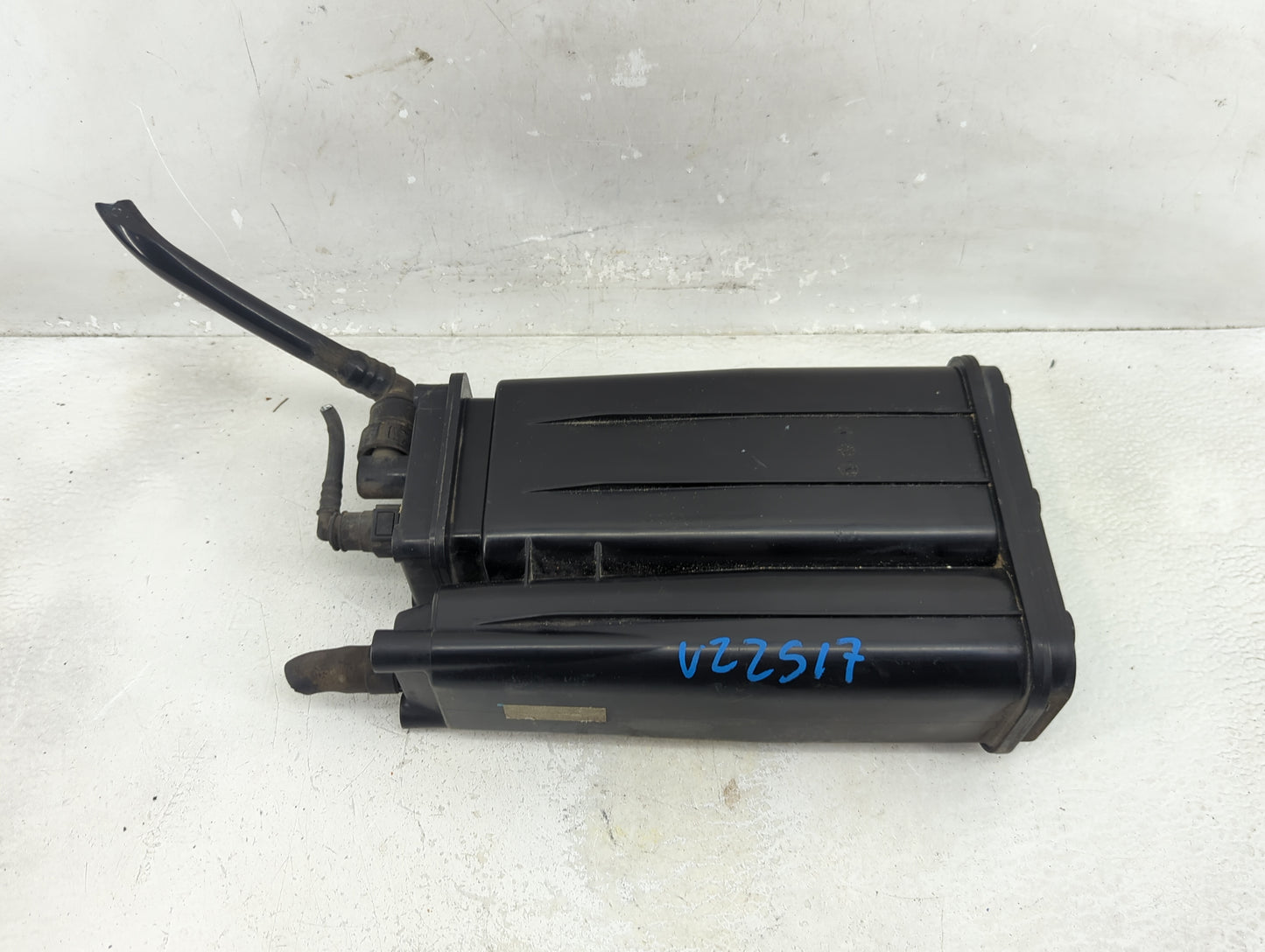 2016 Hyundai Veloster Fuel Vapor Charcoal Canister - Oemusedautoparts1.com