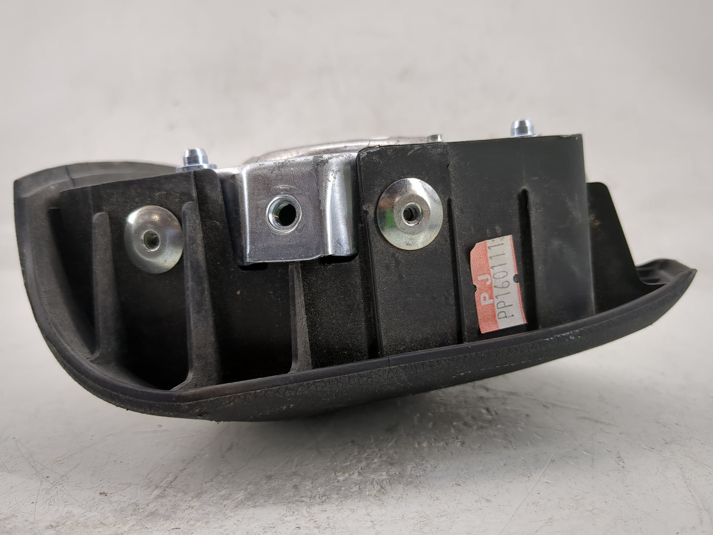 2012-2017 Hyundai Veloster Air Bag Driver Left Steering Wheel Mounted Fits Fits 2012 2013 2014 2015 2016 2017 OEM Used Auto 
