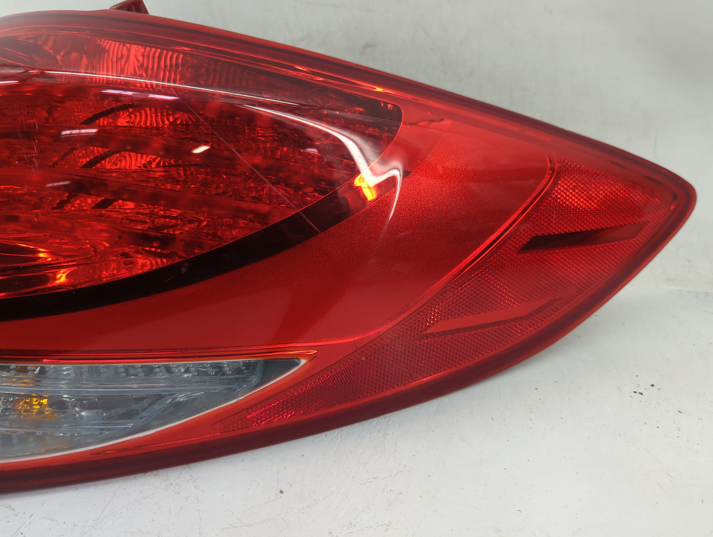 2012-2017 Hyundai Veloster Tail Light Assembly Passenger Right OEM Fits Fits 2012 2013 2014 2015 2016 2017 OEM Used Auto Par