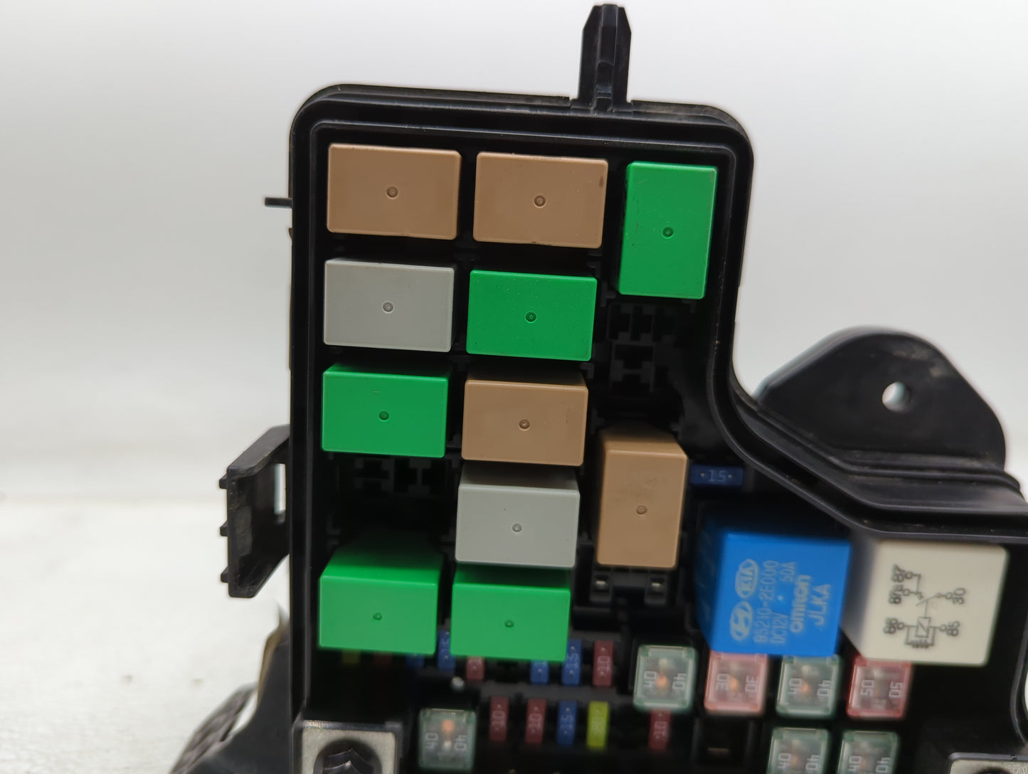2016-2017 Hyundai Veloster Fusebox Fuse Box Panel Relay Module P/N:91941-2V420 Fits Fits 2016 2017 OEM Used Auto Parts - Oem