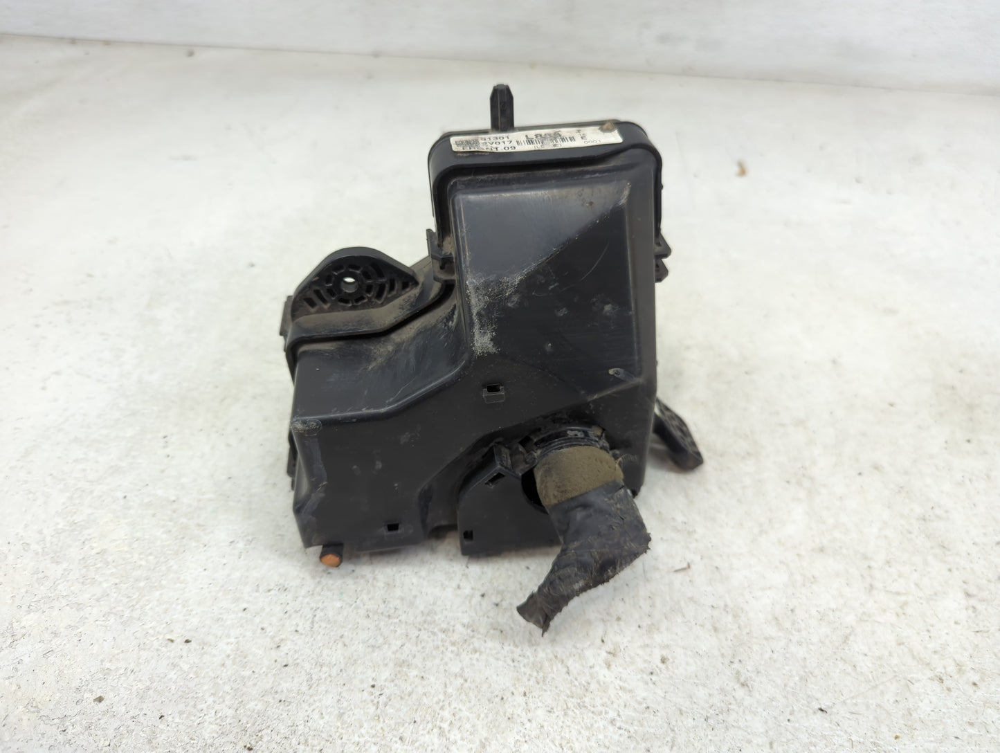 2015-2017 Hyundai Veloster Fusebox Fuse Box Panel Relay Module P/N:91301-2V017 Fits Fits 2015 2016 2017 OEM Used Auto Parts 