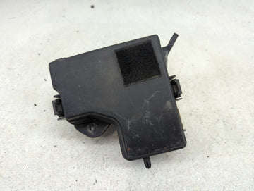 2015-2017 Hyundai Veloster Fusebox Fuse Box Panel Relay Module Fits Fits 2015 2016 2017 OEM Used Auto Parts - Oemusedautopar