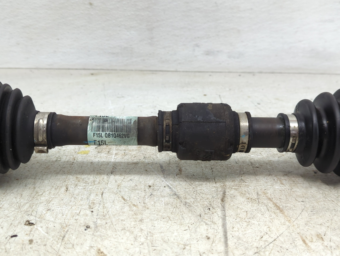 2016-2017 Hyundai Veloster Axle Shaft Front Driver Cv C/v - Oemusedautoparts1.com