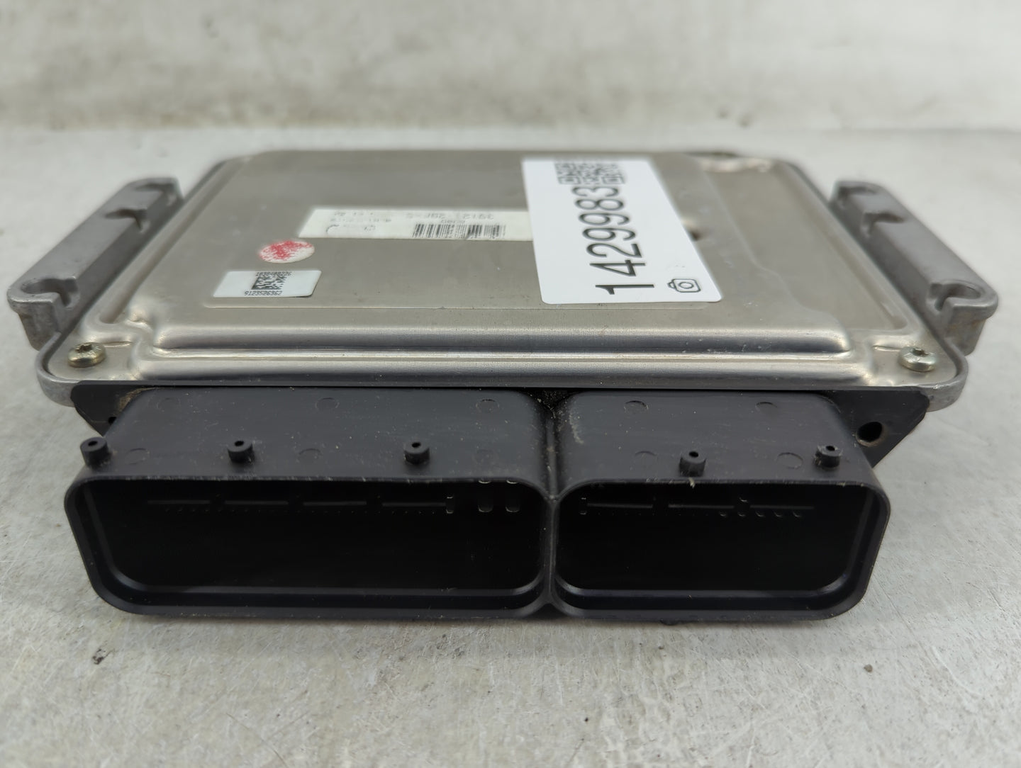 2016-2017 Hyundai Veloster PCM Engine Control Computer ECU ECM PCU OEM P/N:39125-2BFK5 0261S12519, MED17.9.8 Fits Fits 2016 