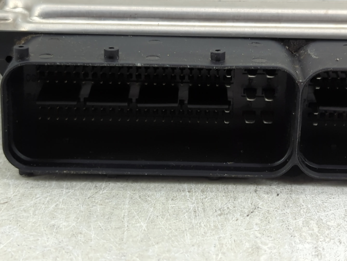 2016-2017 Hyundai Veloster PCM Engine Control Computer ECU ECM PCU OEM P/N:39125-2BFK5 0261S12519, MED17.9.8 Fits Fits 2016 