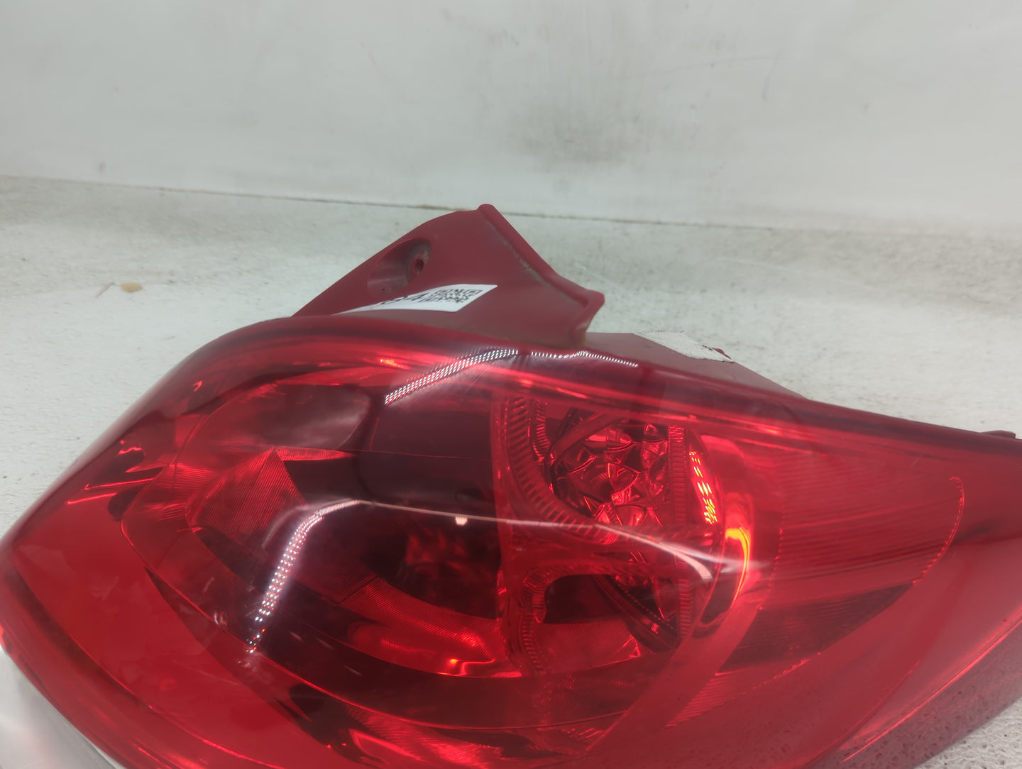2012-2017 Hyundai Veloster Tail Light Assembly Passenger Right OEM Fits Fits 2012 2013 2014 2015 2016 2017 OEM Used Auto Par