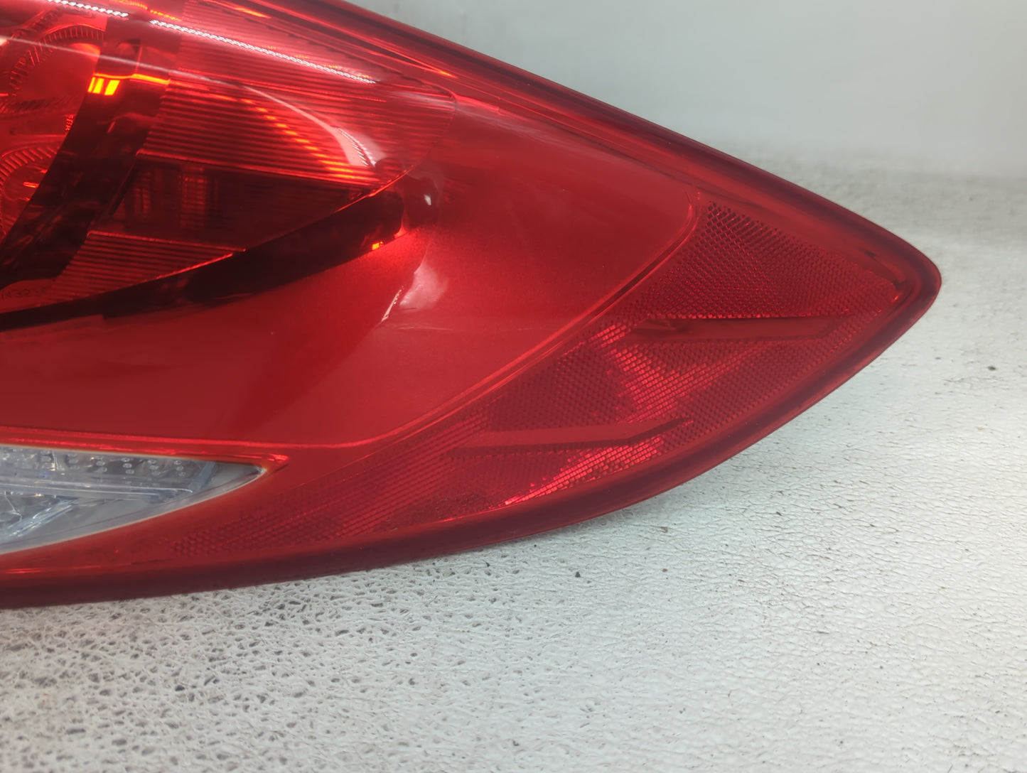 2012-2017 Hyundai Veloster Tail Light Assembly Passenger Right OEM Fits Fits 2012 2013 2014 2015 2016 2017 OEM Used Auto Par