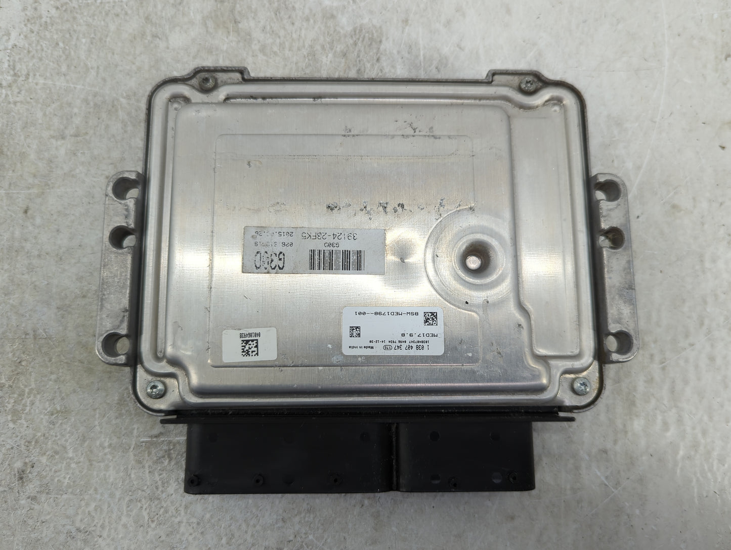 2016-2017 Hyundai Veloster PCM Engine Control Computer ECU ECM PCU OEM P/N:39125-2BFK5 0261S12519 Fits Fits 2016 2017 OEM Us