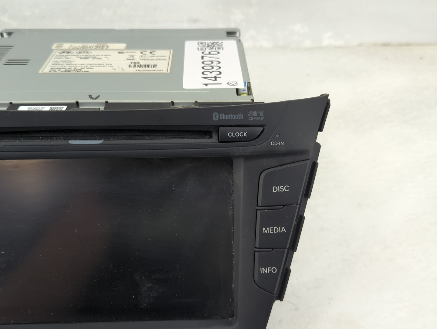 2015-2017 Hyundai Veloster Radio AM FM Cd Player Receiver Replacement P/N:96560-2V722 LAC1722INFS Fits Fits 2015 2016 2017 O