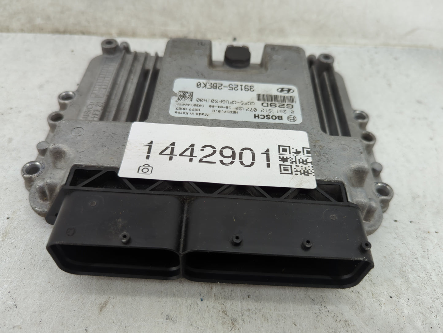 2016-2017 Hyundai Veloster PCM Engine Control Computer ECU ECM PCU OEM P/N:39125-2BFK0 0261S12072 Fits Fits 2016 2017 OEM Us