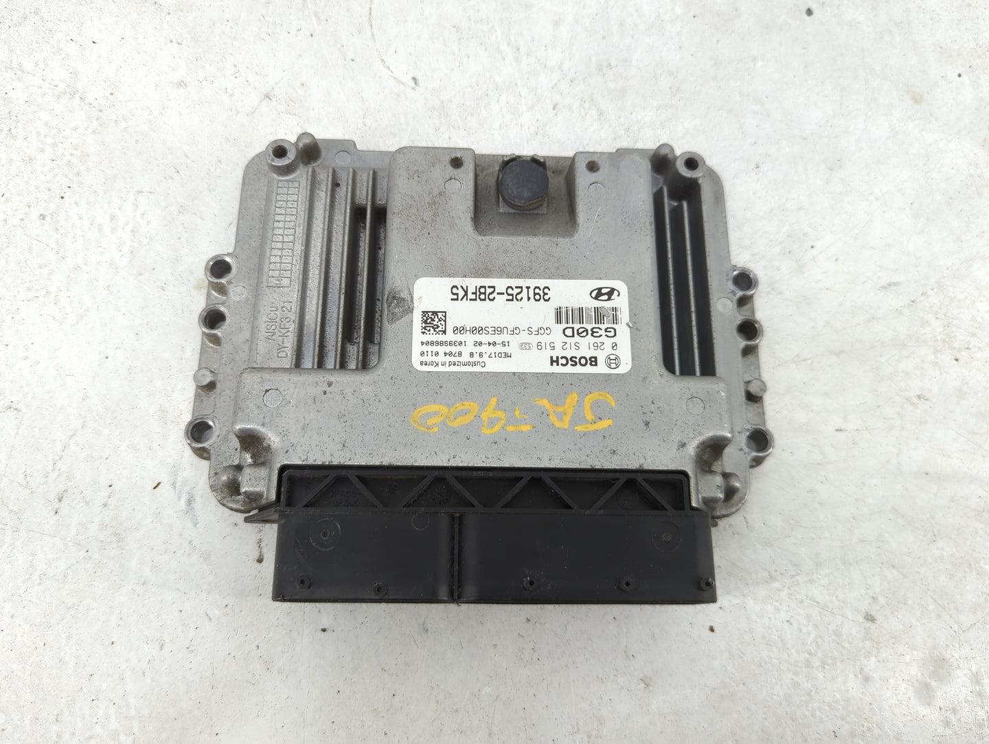 2016-2017 Hyundai Veloster PCM Engine Control Computer ECU ECM PCU OEM P/N:39124-2BFK5 39125-2BFK5, 0261S12519 Fits Fits 201