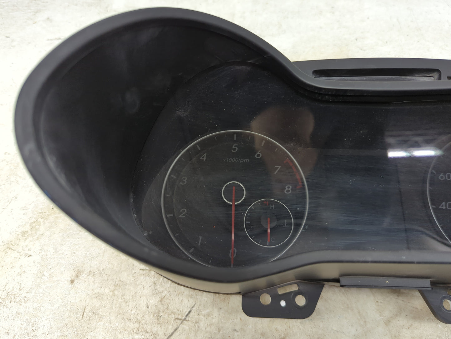 2016-2017 Hyundai Veloster Instrument Cluster Speedometer Gauges P/N:94021-2V201 Miles: Fits Fits 2016 2017 OEM Used Auto Pa