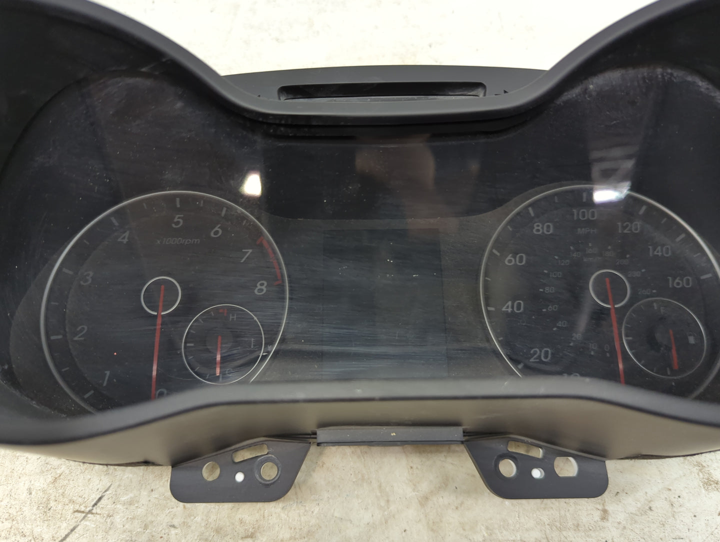 2016-2017 Hyundai Veloster Instrument Cluster Speedometer Gauges P/N:94021-2V201 Miles: Fits Fits 2016 2017 OEM Used Auto Pa