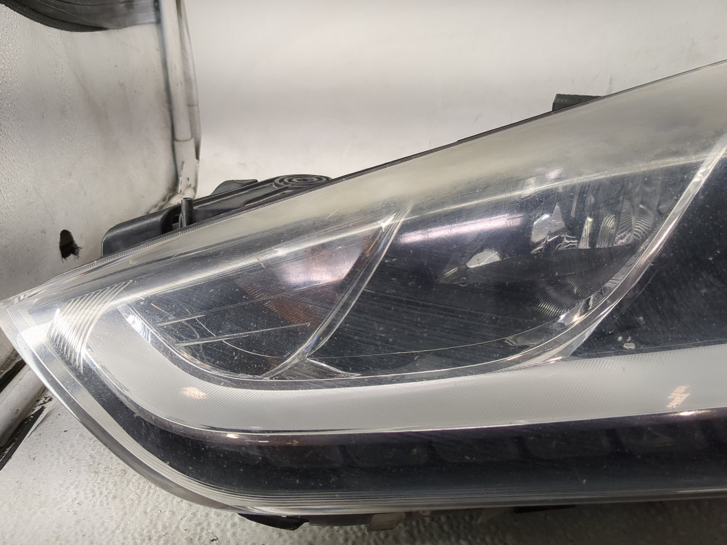 2013-2017 Hyundai Veloster Driver Left Oem Head Light Headlight Lamp - Oemusedautoparts1.com