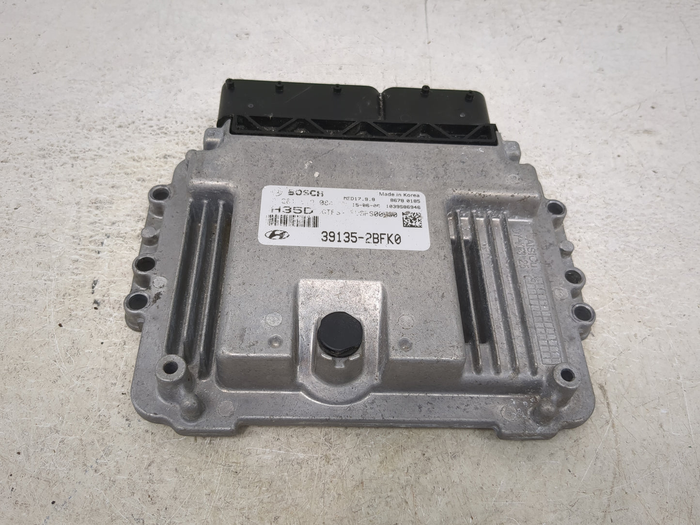 2016 Hyundai Veloster PCM Engine Control Computer ECU ECM PCU OEM P/N:39135-2BFK0 GTFS-GFU6FS01H00 Fits OEM Used Auto Parts 