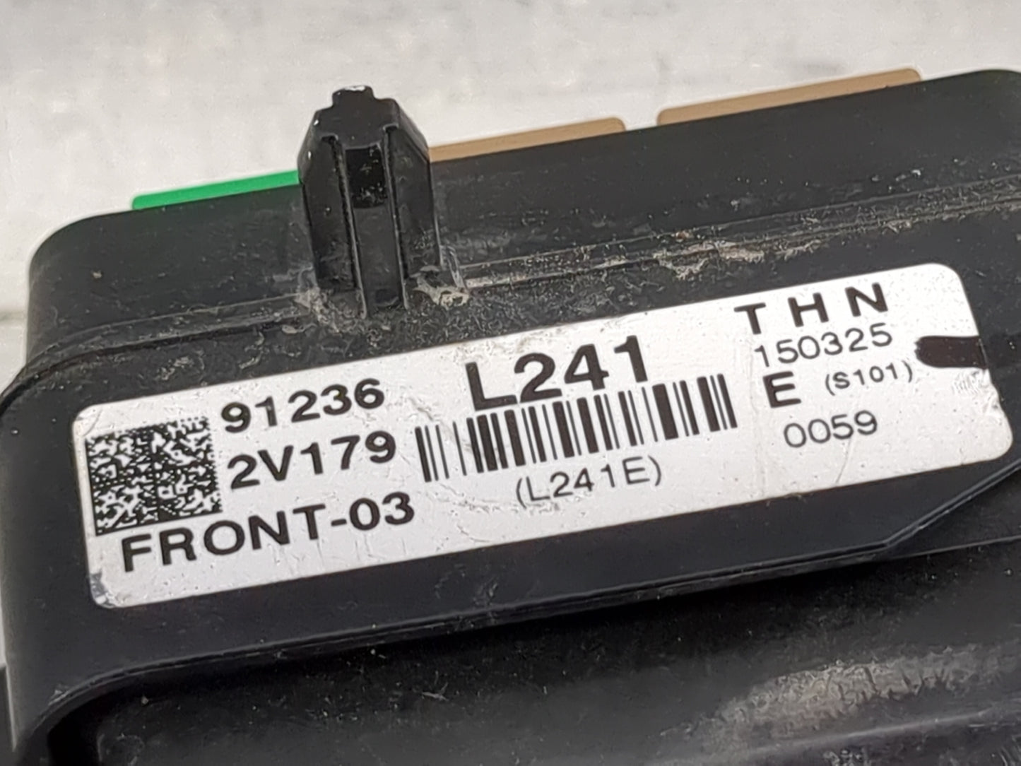 2016-2017 Hyundai Veloster Fusebox Fuse Box Panel Relay Module P/N:18790-01031 91236-2V179 Fits Fits 2016 2017 OEM Used Auto