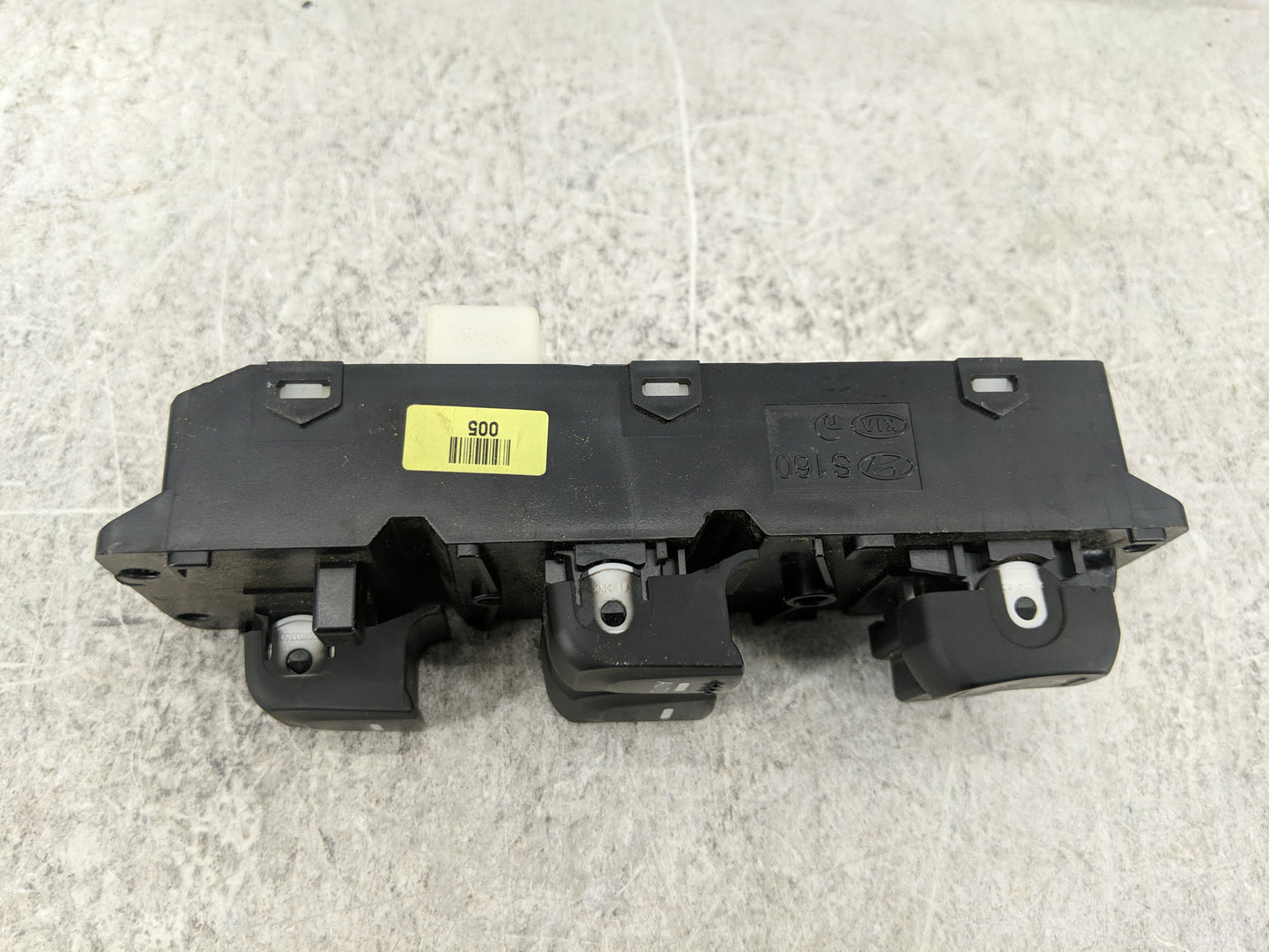 2012-2017 Hyundai Veloster Master Power Window Switch Replacement Driver Side Left P/N:29910333 Fits OEM Used Auto Parts - O