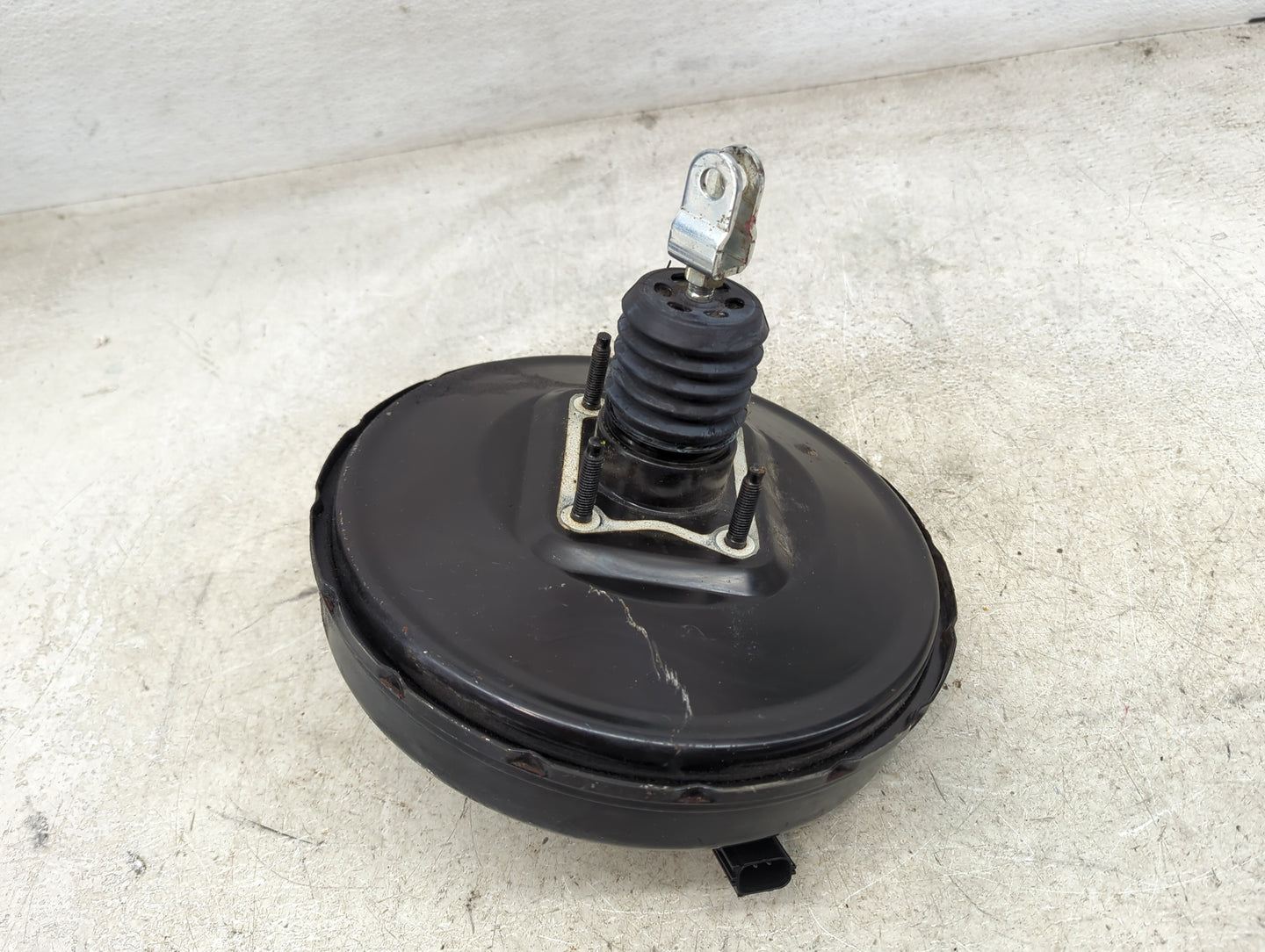 2013-2017 Hyundai Veloster Power Brake Booster Oem 1490051 - Oemusedautoparts1.com