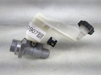 Hyundai Veloster Brake Master Cylinder 1490907 - Oemusedautoparts1.com