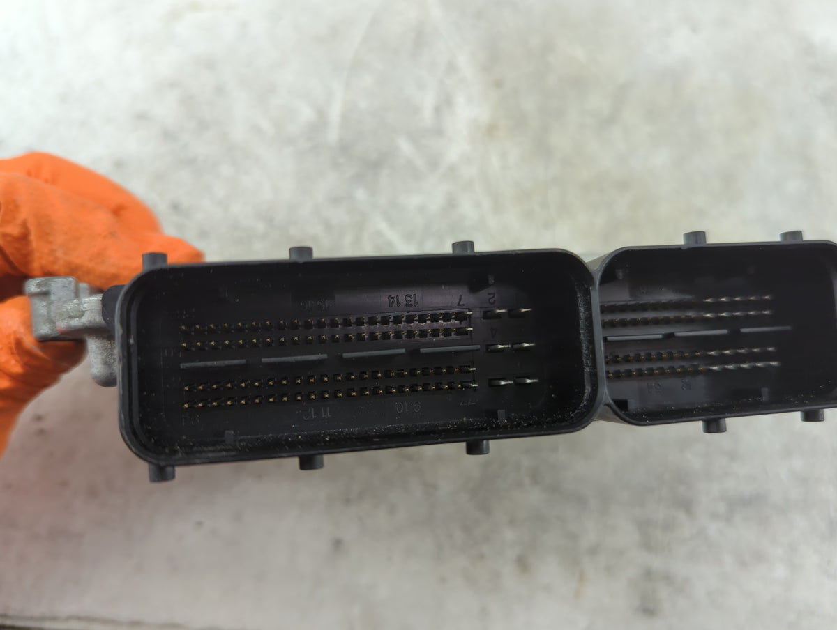 2016-2017 Hyundai Veloster PCM Engine Control Computer ECU ECM PCU OEM P/N:39125-2BFK5 0261S12519 Fits Fits 2016 2017 OEM Us