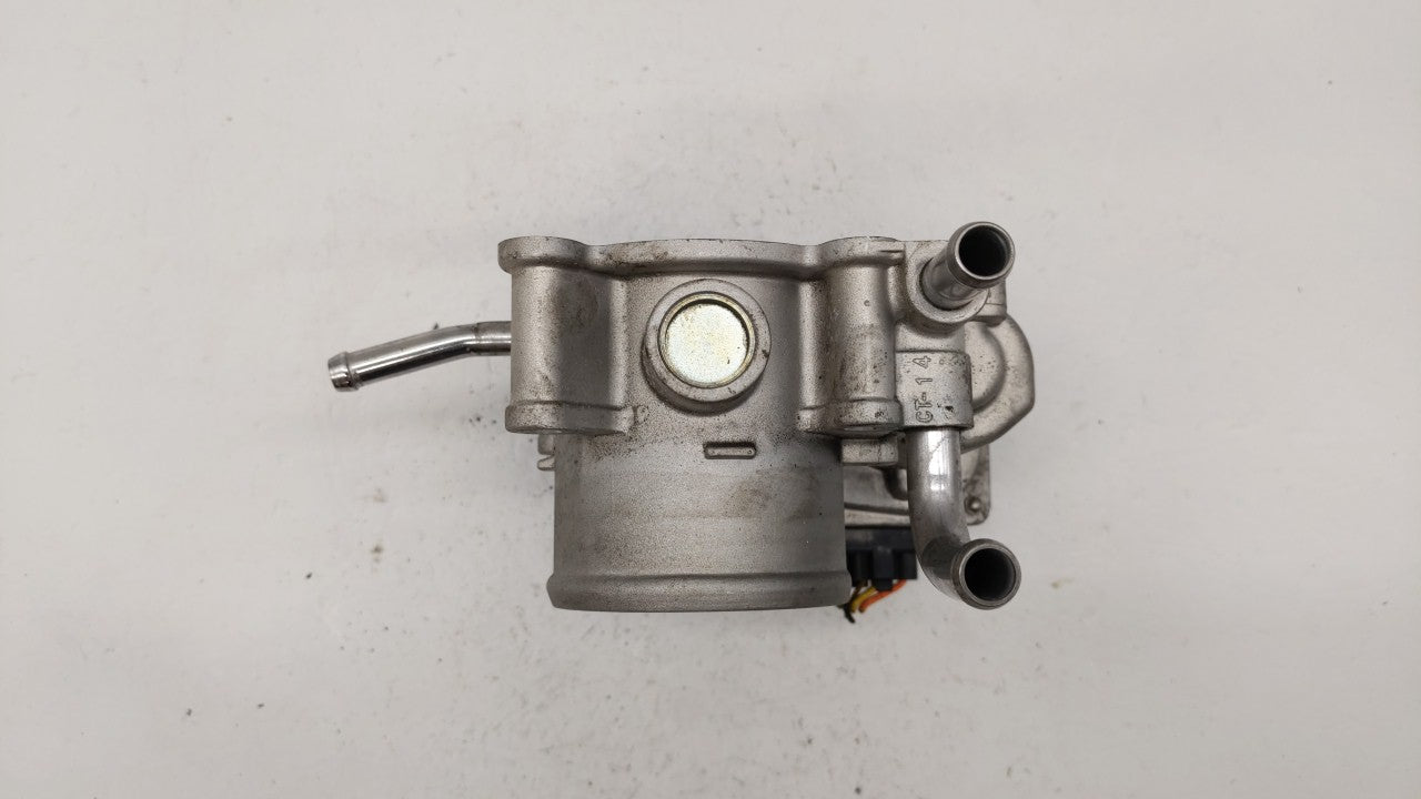 2012-2017 Hyundai Veloster Throttle Body P/N:5302-1S02 35100-2B300 Fits Fits 2012 2013 2014 2015 2016 2017 2018 2019 OEM Use