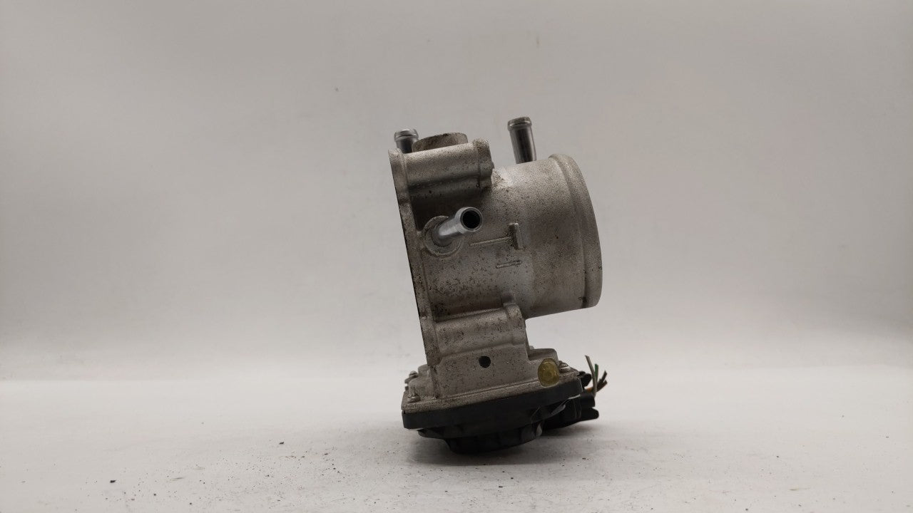2012-2017 Hyundai Veloster Throttle Body P/N:5302-1S02 35100-2B300 Fits Fits 2012 2013 2014 2015 2016 2017 2018 2019 OEM Use