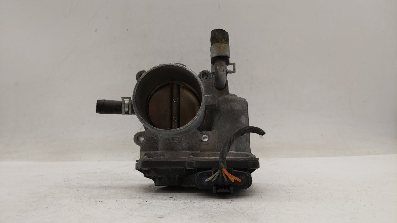 2012-2017 Hyundai Veloster Throttle Body P/N:5302-1S02 35100-2B300 Fits Fits 2012 2013 2014 2015 2016 2017 2018 2019 OEM Use