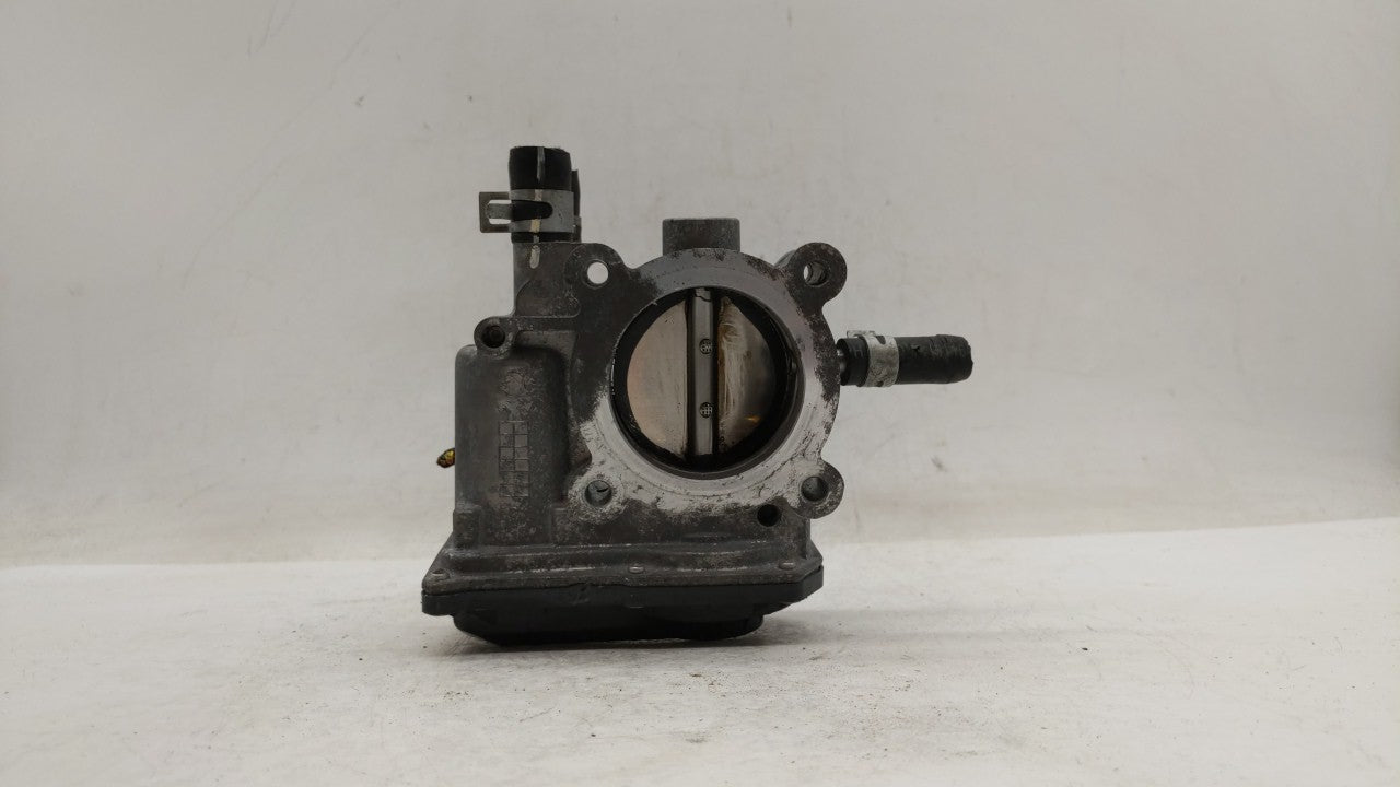 2012-2017 Hyundai Veloster Throttle Body P/N:5302-1S02 35100-2B300 Fits Fits 2012 2013 2014 2015 2016 2017 2018 2019 OEM Use