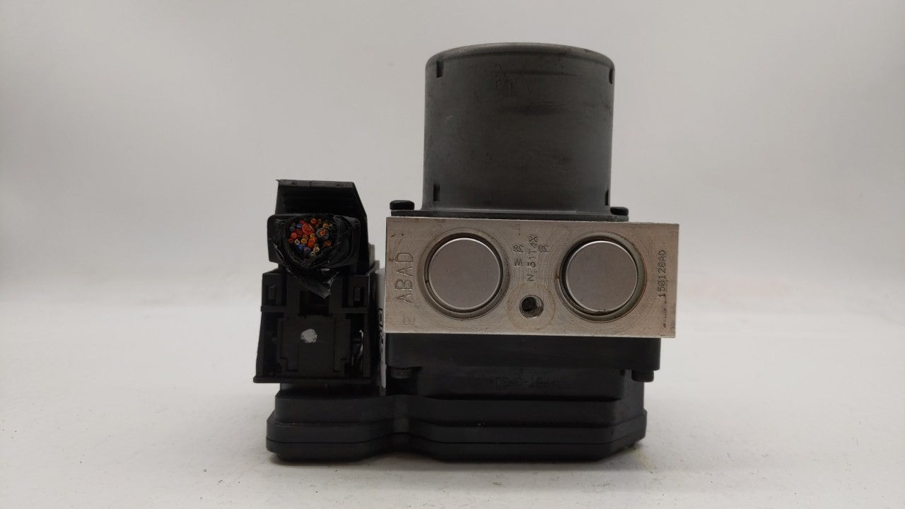2015-2017 Hyundai Veloster ABS Pump Control Module Replacement P/N:58920-2V470 58920-2V480 Fits Fits 2015 2016 2017 OEM Used