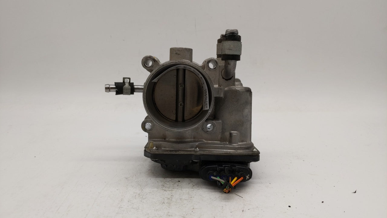 2012-2017 Hyundai Veloster Throttle Body P/N:5302-1S02 35100-2B300 Fits Fits 2012 2013 2014 2015 2016 2017 2018 2019 OEM Use