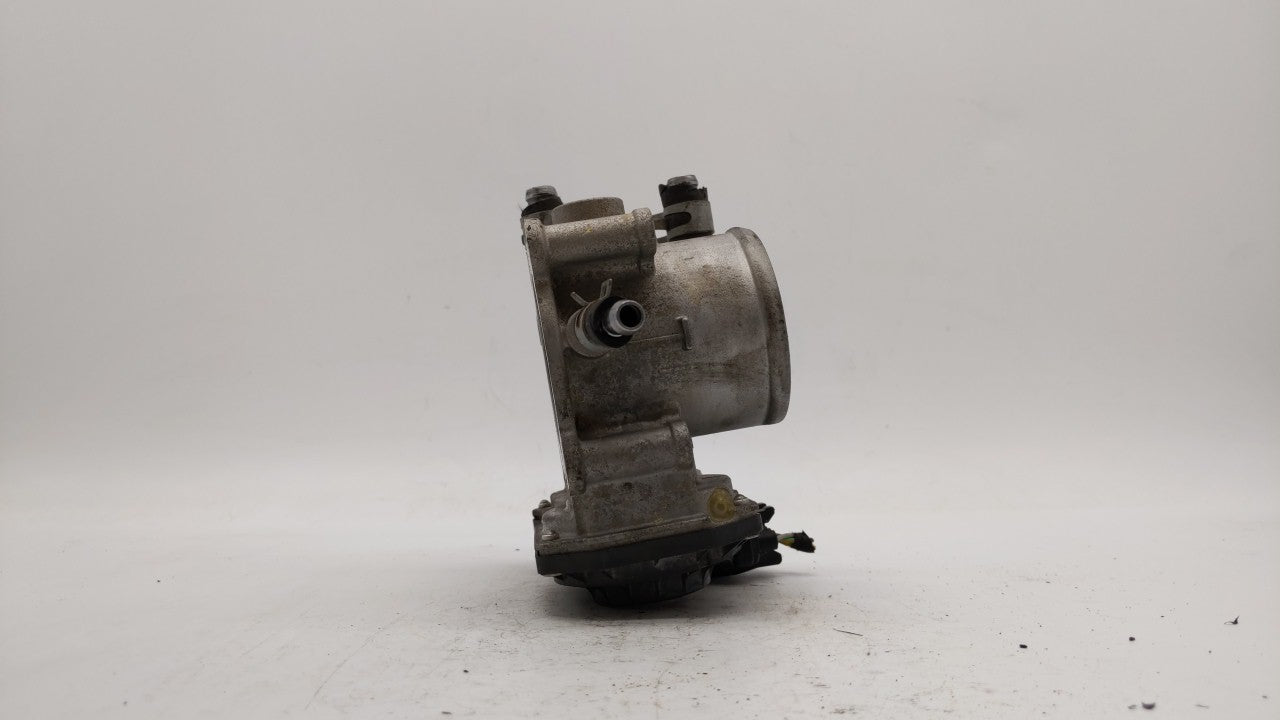 2012-2017 Hyundai Veloster Throttle Body P/N:5302-1S02 35100-2B300 Fits Fits 2012 2013 2014 2015 2016 2017 2018 2019 OEM Use