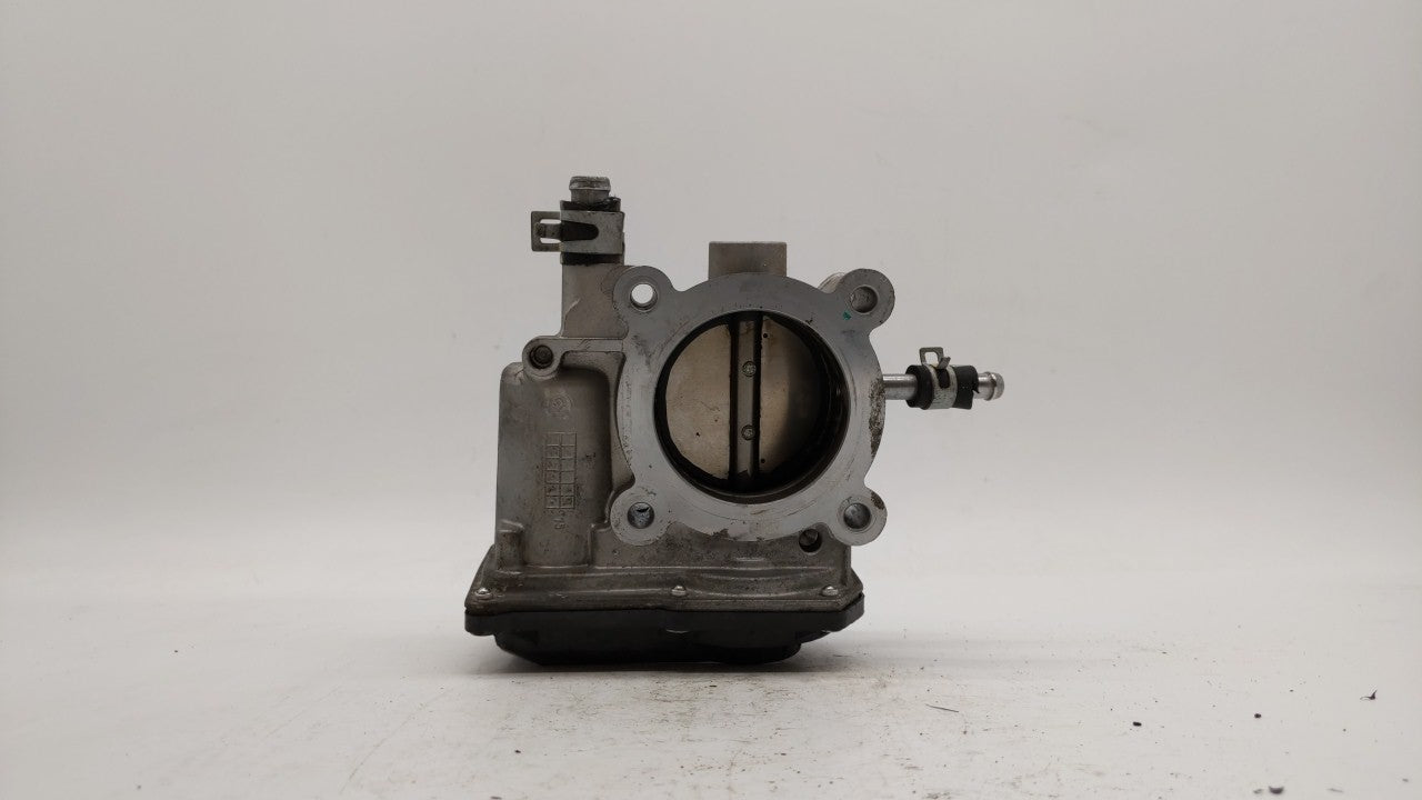 2012-2017 Hyundai Veloster Throttle Body P/N:5302-1S02 35100-2B300 Fits Fits 2012 2013 2014 2015 2016 2017 2018 2019 OEM Use