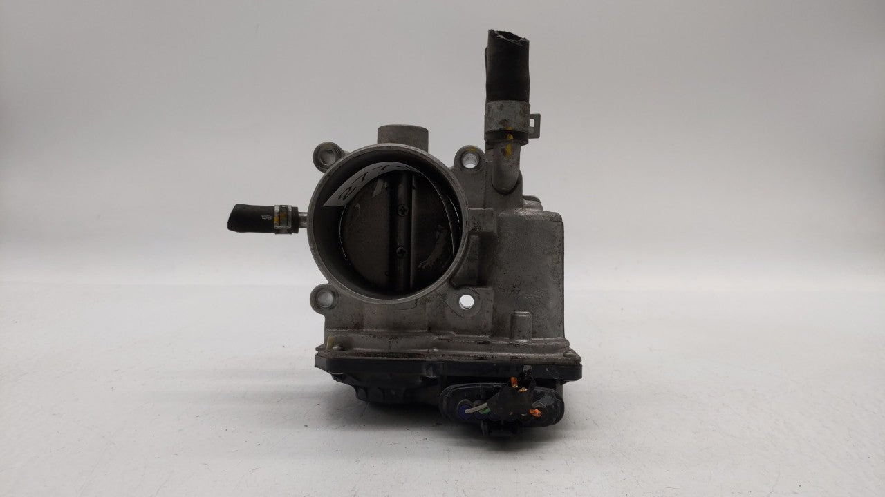 2012-2017 Hyundai Veloster Throttle Body P/N:5302-1S02 35100-2B300 Fits Fits 2012 2013 2014 2015 2016 2017 2018 2019 OEM Use