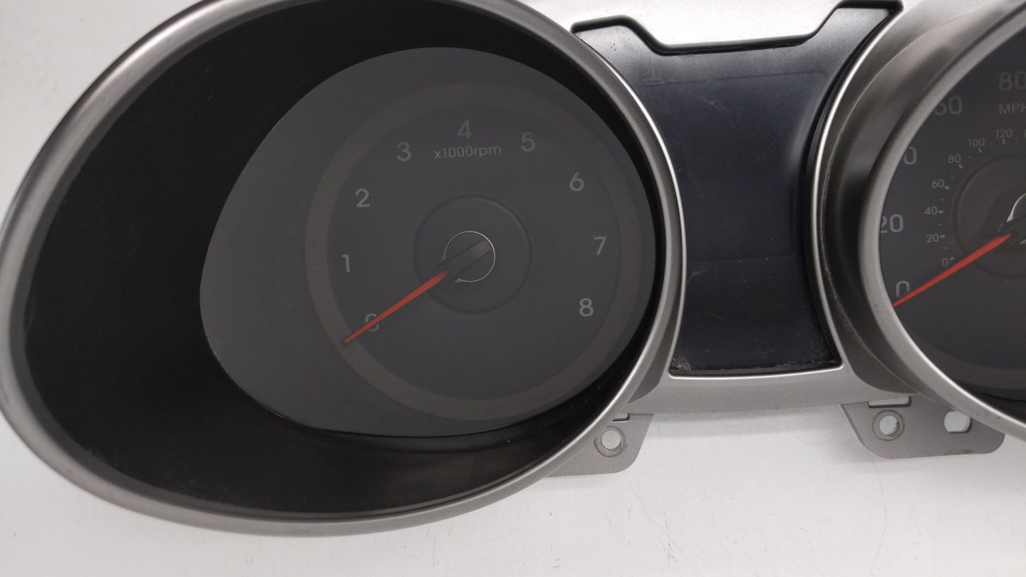 2016-2017 Hyundai Veloster Instrument Cluster Speedometer Gauges P/N:94031-2V201 94031-2V201RDR Fits Fits 2016 2017 OEM Used