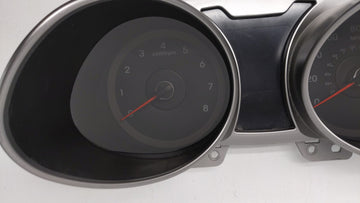 2016-2017 Hyundai Veloster Instrument Cluster Speedometer Gauges P/N:94031-2V201 94031-2V201RDR Fits Fits 2016 2017 OEM Used Auto Parts