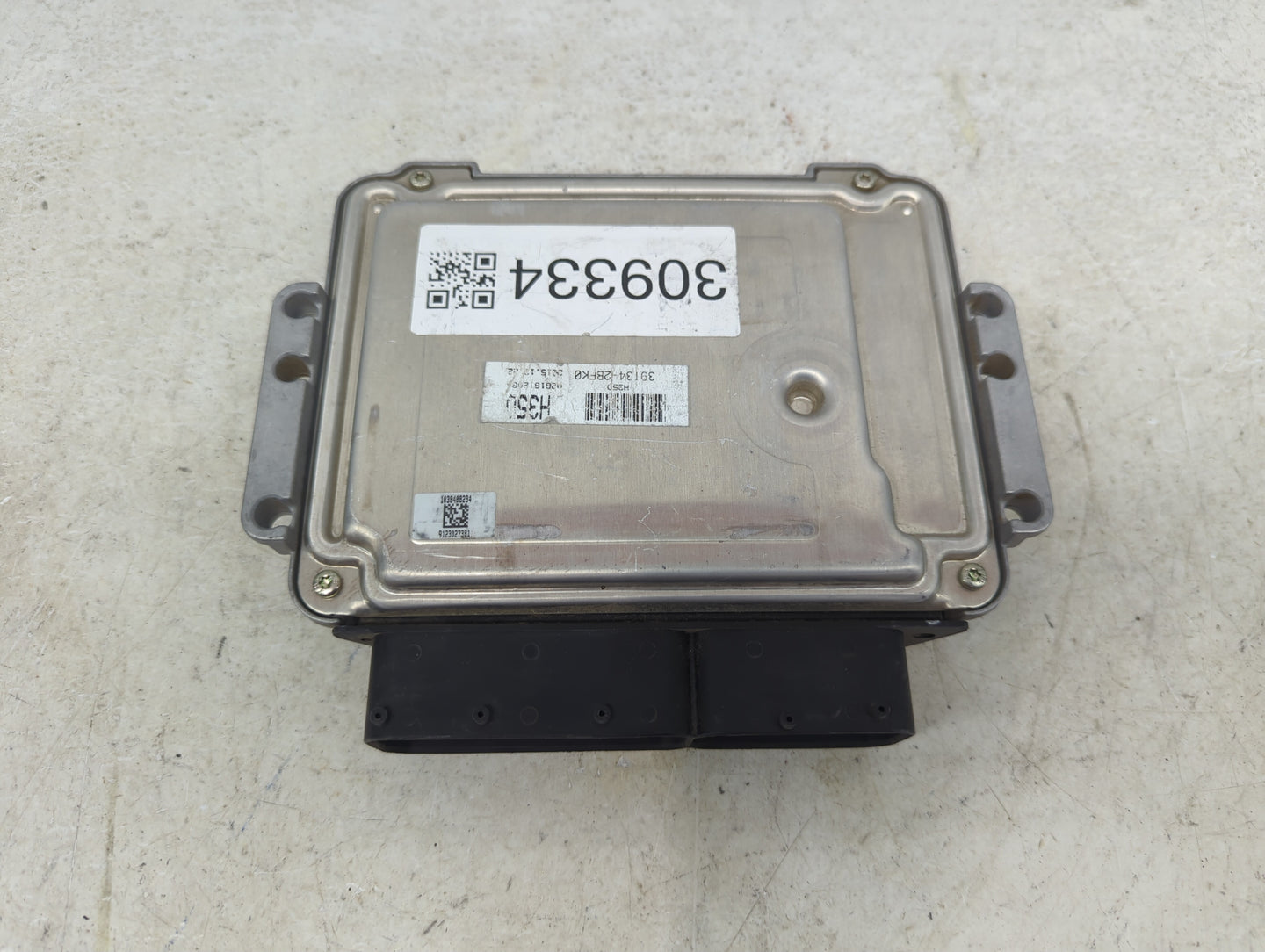 2016 Hyundai Veloster PCM Engine Control Computer ECU ECM PCU OEM P/N:39135-2BFK0 Fits OEM Used Auto Parts - Oemusedautopart