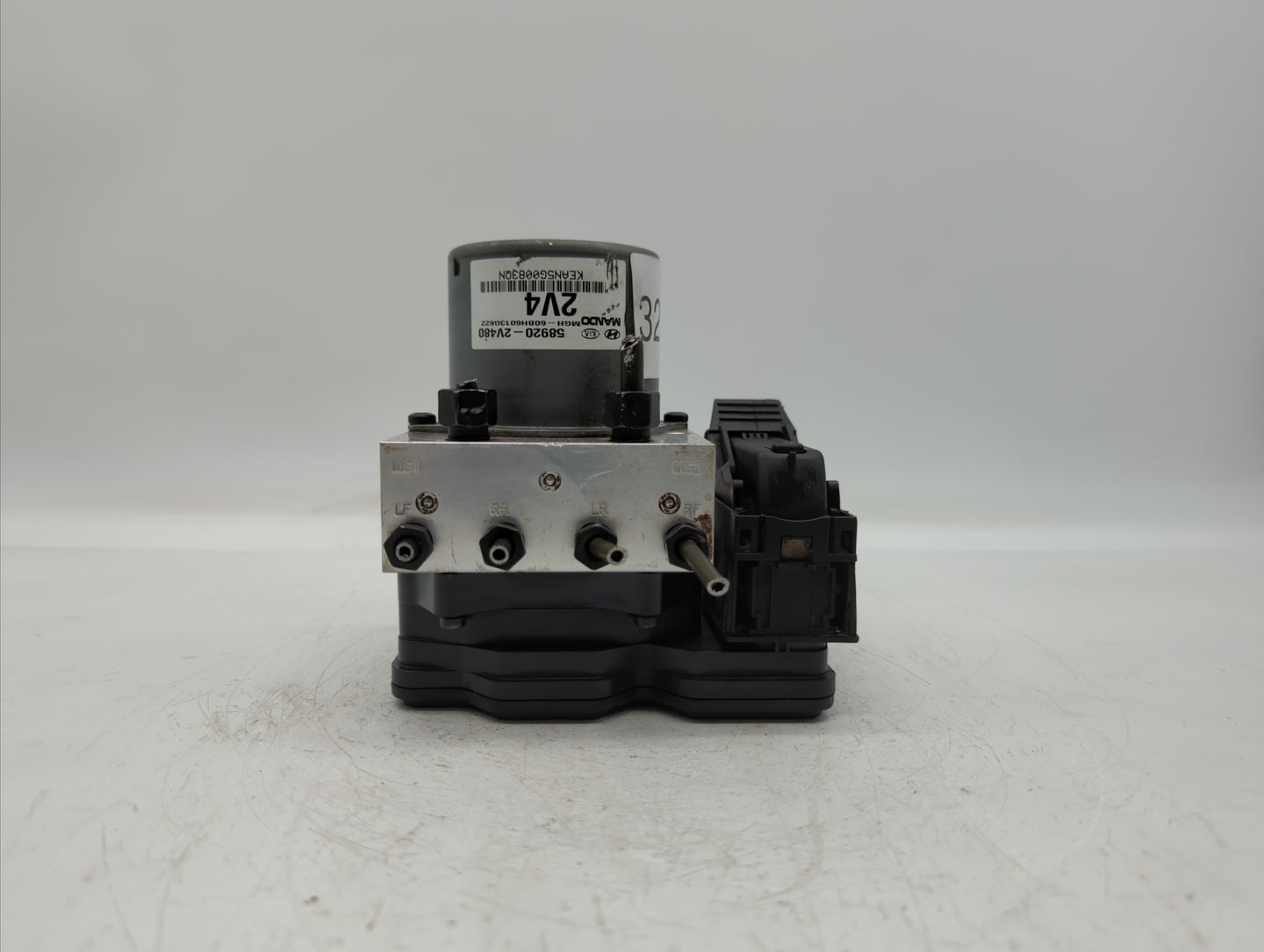 2015-2017 Hyundai Veloster ABS Pump Control Module Replacement P/N:BE6003G606 58920-2V480, 58920-2V470 Fits Fits 2015 2016 2