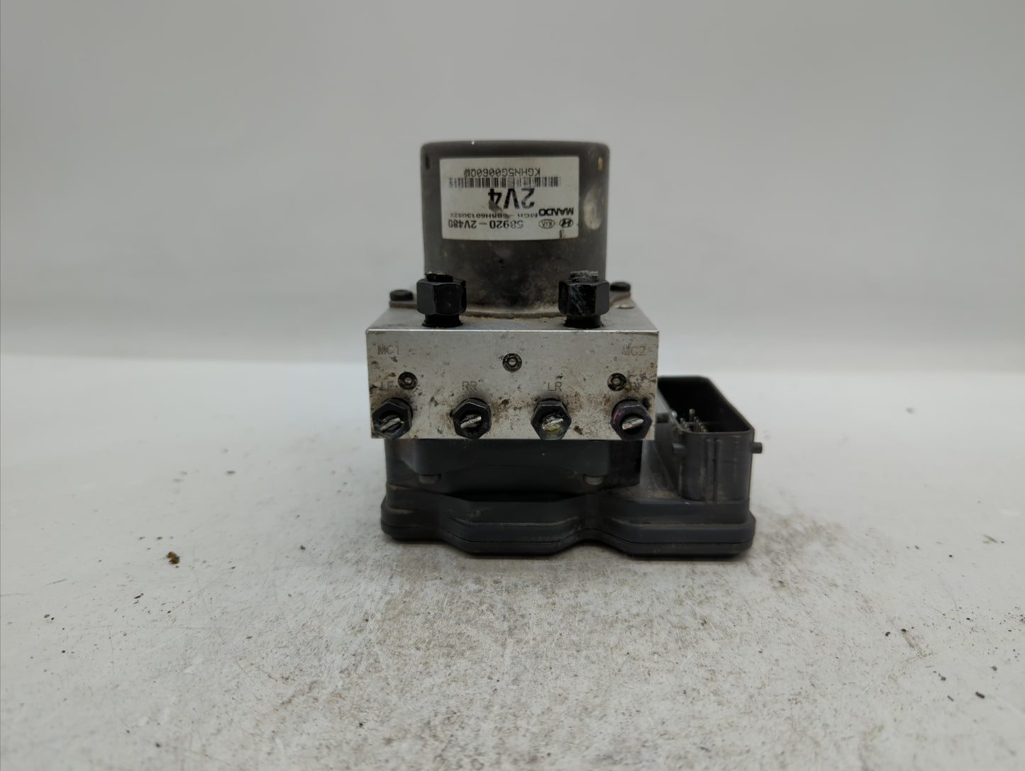 2015-2017 Hyundai Veloster ABS Pump Control Module Replacement P/N:BE6003G606 58920-2V480, 58920-2V470 Fits Fits 2015 2016 2