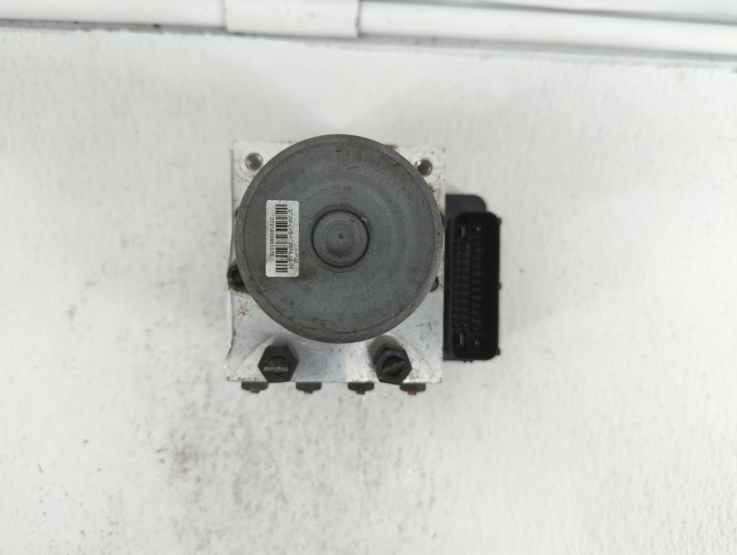 2015-2017 Hyundai Veloster ABS Pump Control Module Replacement P/N:BE6003G606 58920-2V480, 58920-2V470 Fits Fits 2015 2016 2