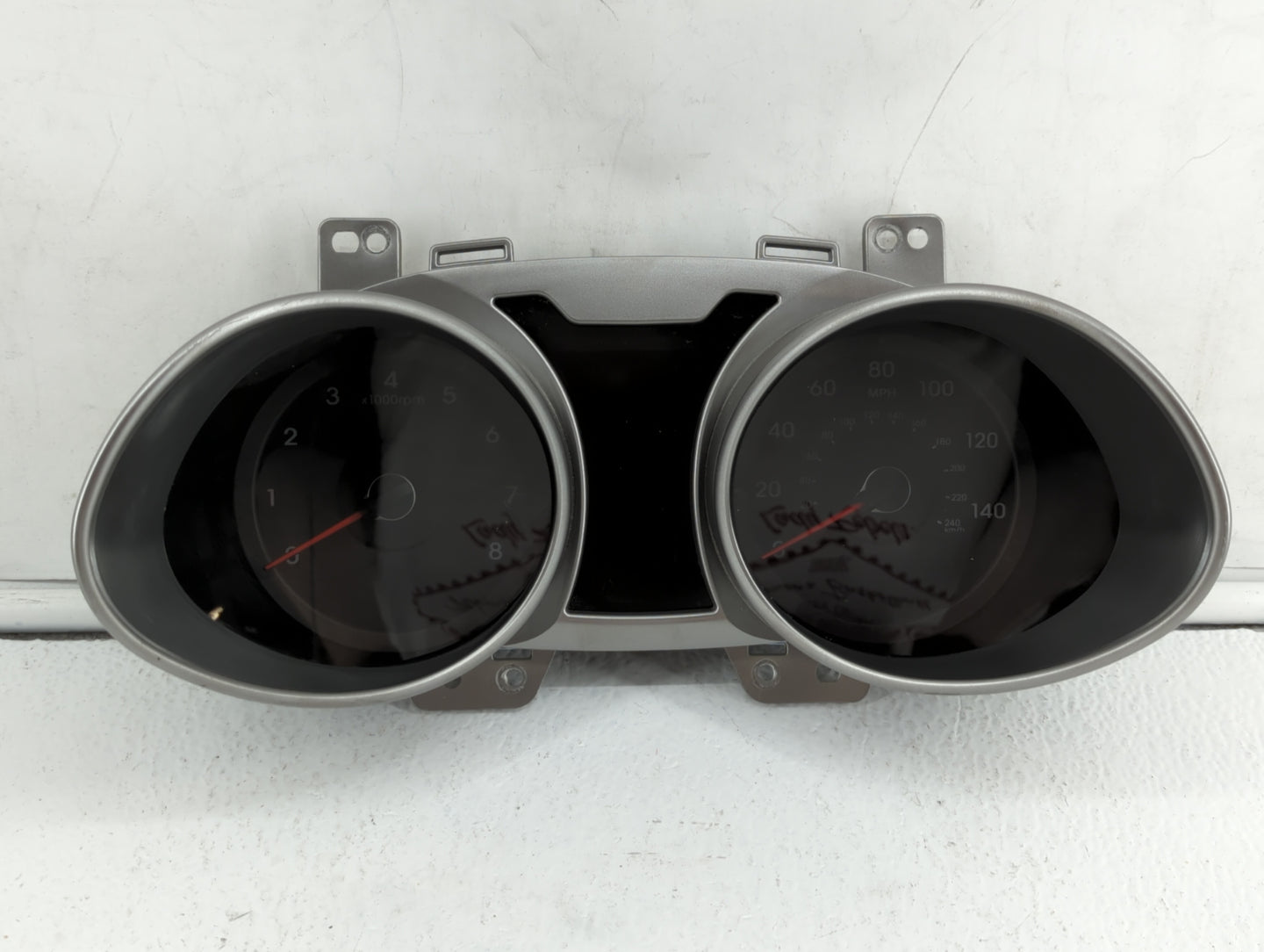 2016-2017 Hyundai Veloster Instrument Cluster Speedometer Gauges P/N:94031-2V240RDR 94031-2V201 Fits Fits 2016 2017 OEM Used