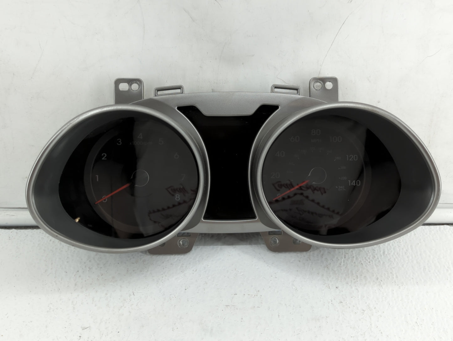 2016-2017 Hyundai Veloster Instrument Cluster Speedometer Gauges P/N:94031-2V240RDR 94031-2V201 Fits Fits 2016 2017 OEM Used