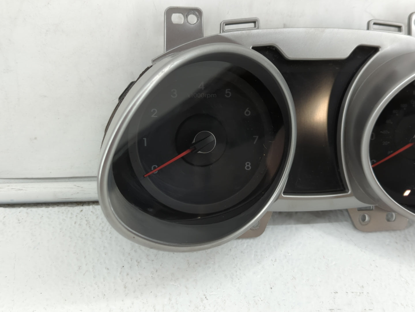 2016-2017 Hyundai Veloster Instrument Cluster Speedometer Gauges P/N:94031-2V240RDR 94031-2V201 Fits Fits 2016 2017 OEM Used
