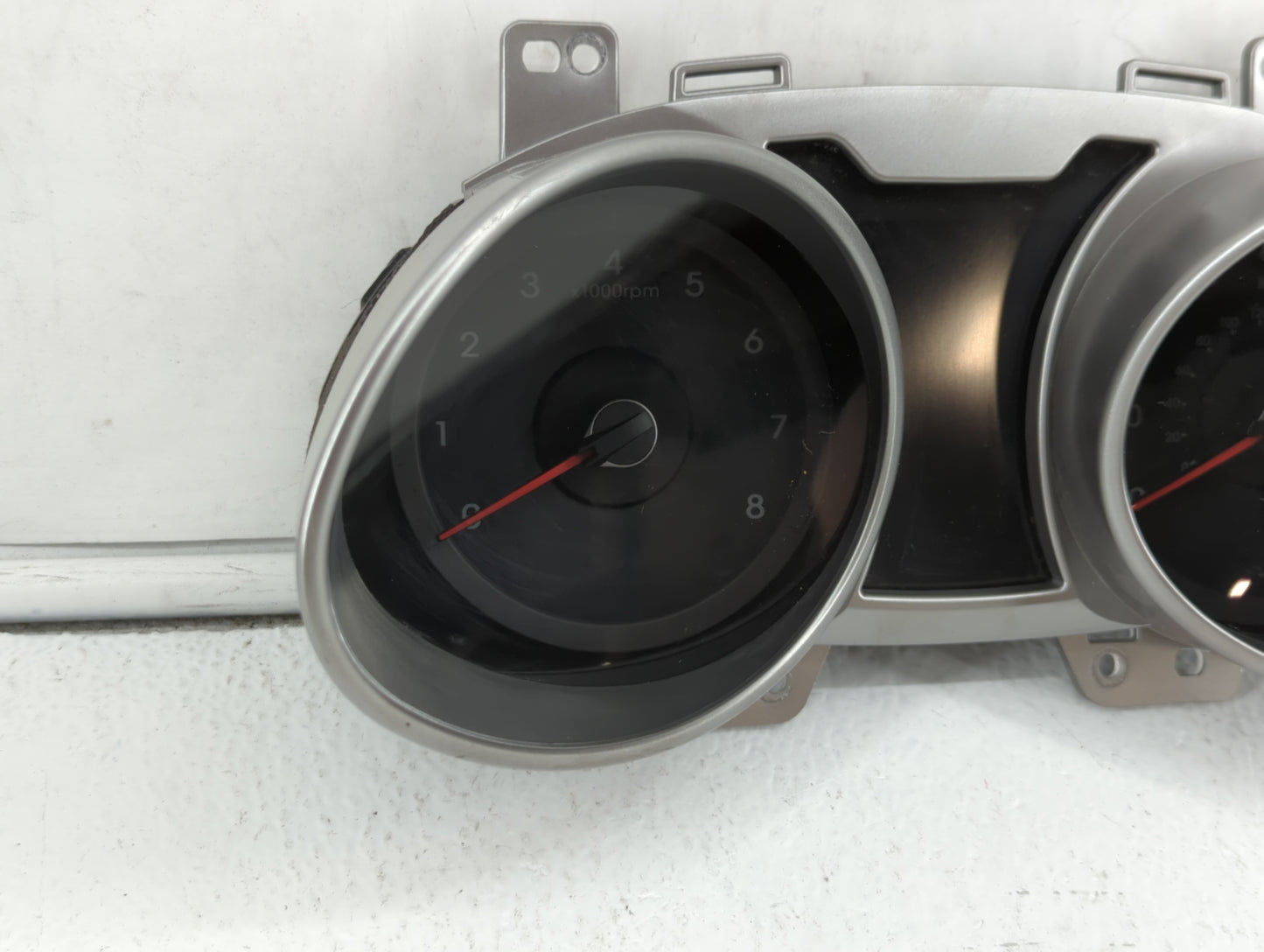 2016-2017 Hyundai Veloster Instrument Cluster Speedometer Gauges P/N:94031-2V240RDR 94031-2V201 Fits Fits 2016 2017 OEM Used