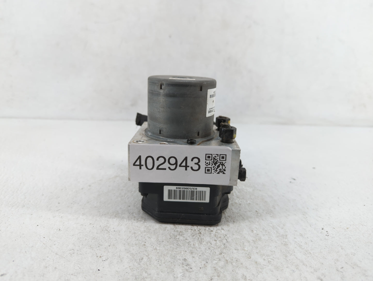 2015-2017 Hyundai Veloster ABS Pump Control Module Replacement P/N:58920-2V480 58920-2V470 Fits Fits 2015 2016 2017 OEM Used