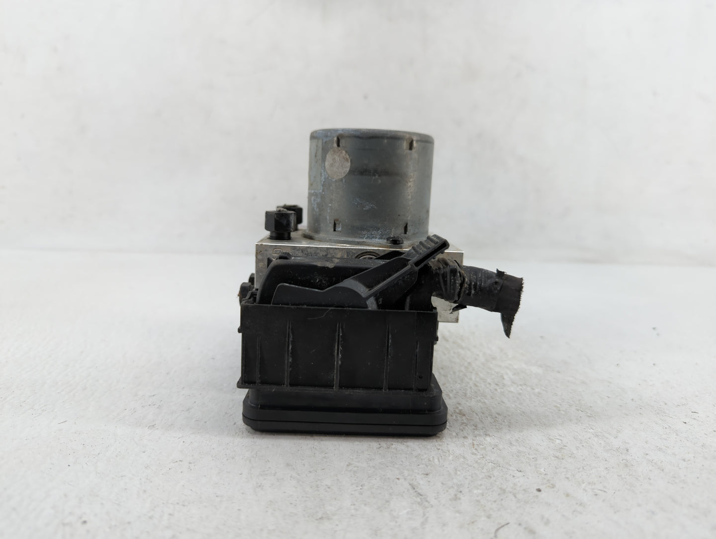 2015-2017 Hyundai Veloster ABS Pump Control Module Replacement P/N:BE6003G606 58920-2V480, 58920-2V470 Fits Fits 2015 2016 2