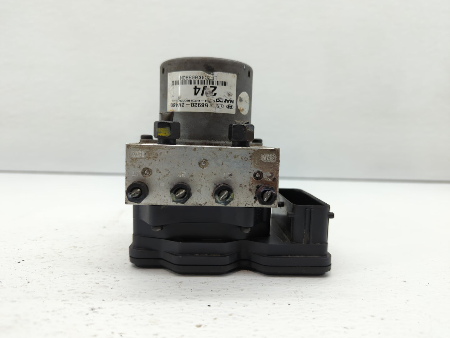 2015-2017 Hyundai Veloster ABS Pump Control Module Replacement P/N:58920-2V480 58920-2V470 Fits Fits 2015 2016 2017 OEM Used