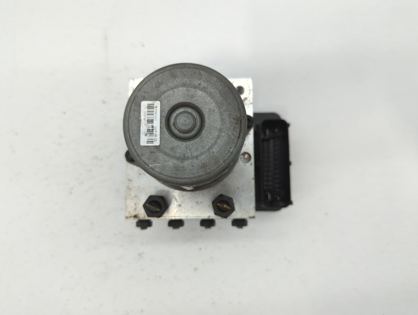 2015-2017 Hyundai Veloster ABS Pump Control Module Replacement P/N:58920-2V480 58920-2V470 Fits Fits 2015 2016 2017 OEM Used