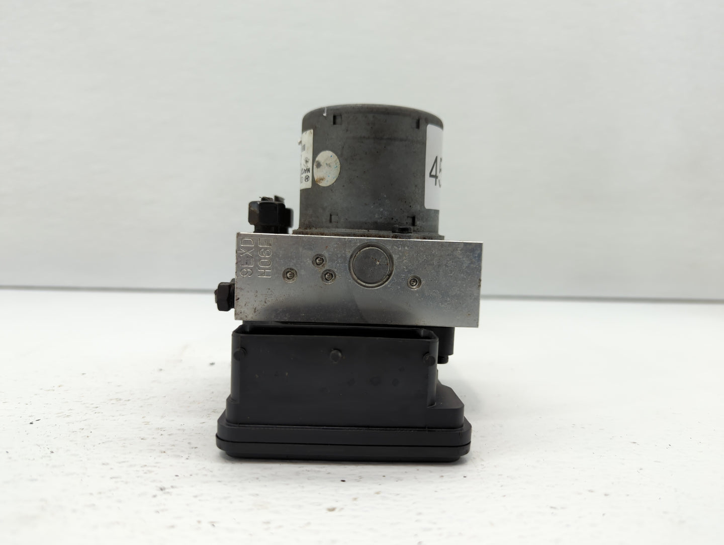 2015-2017 Hyundai Veloster ABS Pump Control Module Replacement P/N:58920-2V480 58920-2V470 Fits Fits 2015 2016 2017 OEM Used